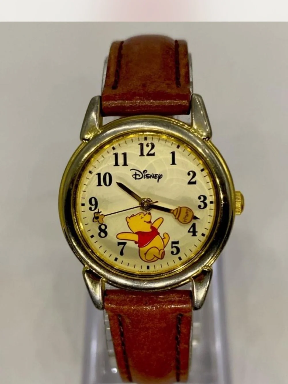Ladies ^^^ Disney Winnie the Pooh Tan Leather Strap Watch ^^^ Rotating 🍯 Pot  *